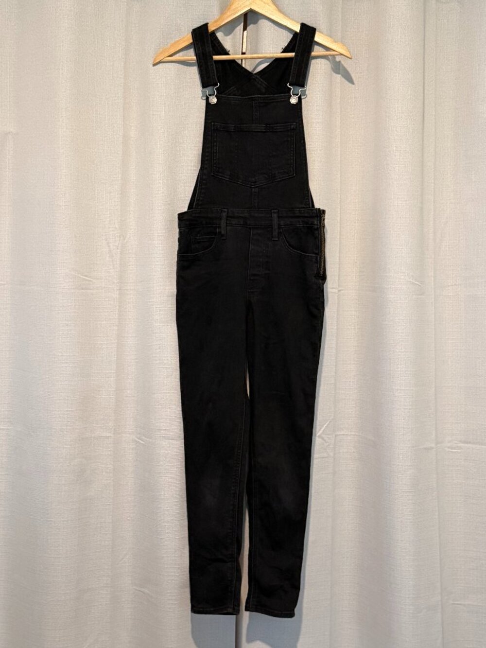 Levi's Black Cotton Blend Denim Overalls Jean Dungarees 27 - Picture 2 of 9